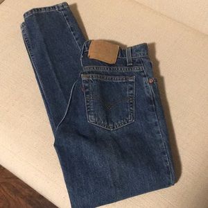 Levi’s 550 relaxed tapered fit